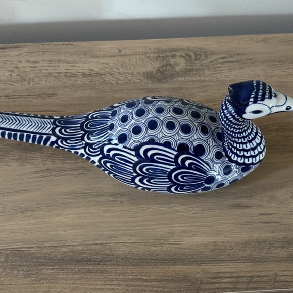 Vintage Thai Blue and White Porcelain Pheasant Bird Figurine - Picture 2 of 5